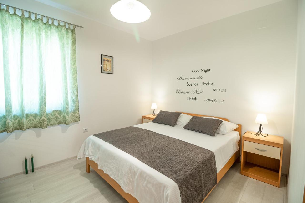 Apartments Gracia Baška Екстериор снимка