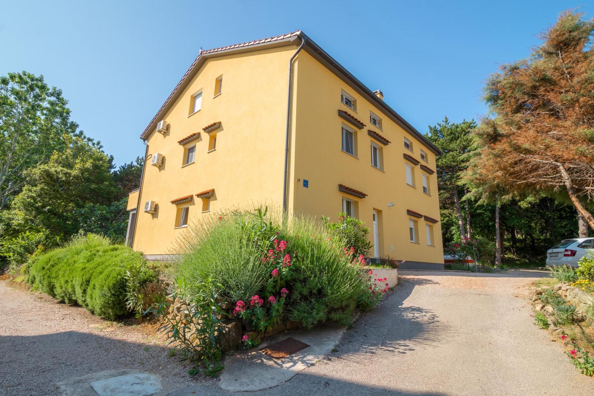 Apartments Gracia Baška Екстериор снимка