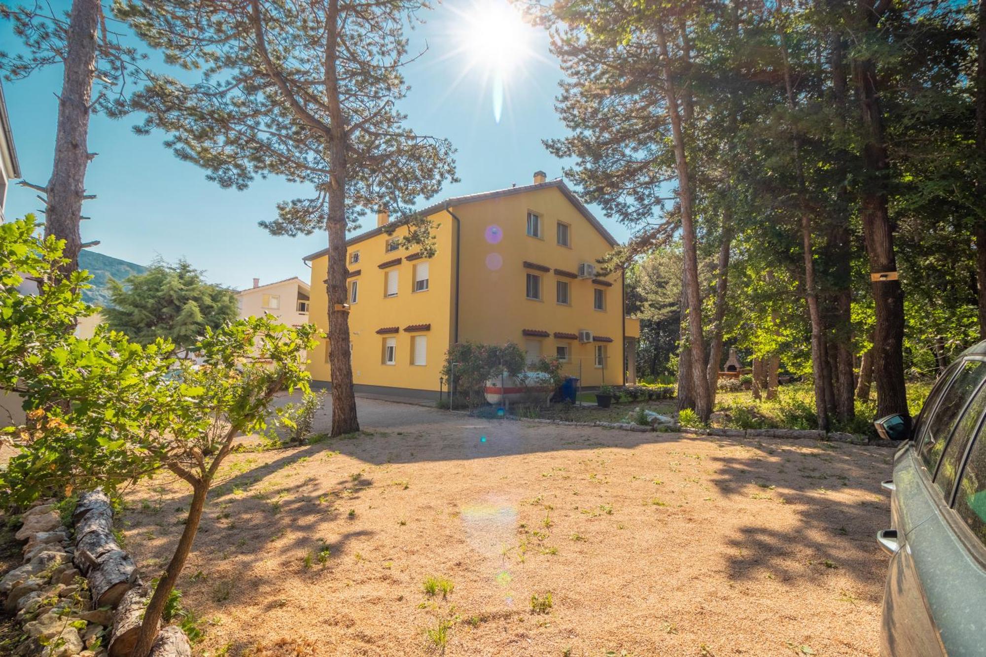 Apartments Gracia Baška Екстериор снимка